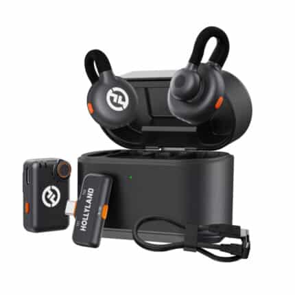 Hollyland Lark M2S with USB-C to Lightning